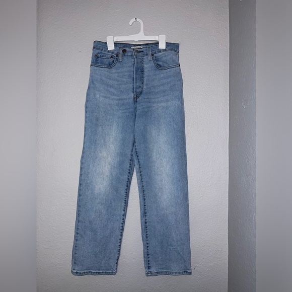 Levi's Denim - Levi's Women Ribcage Straight Jeans Light Wash